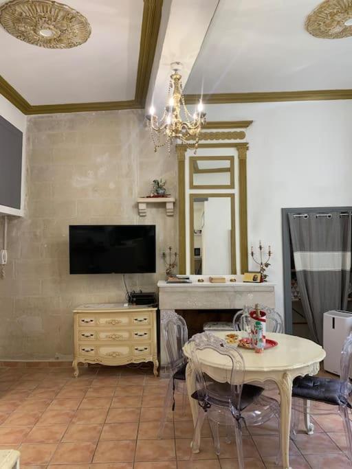 Magnifique Appartement Plein Coeur Avignon Intra-Muros Extérieur photo