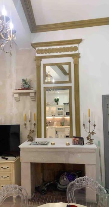 Magnifique Appartement Plein Coeur Avignon Intra-Muros Extérieur photo
